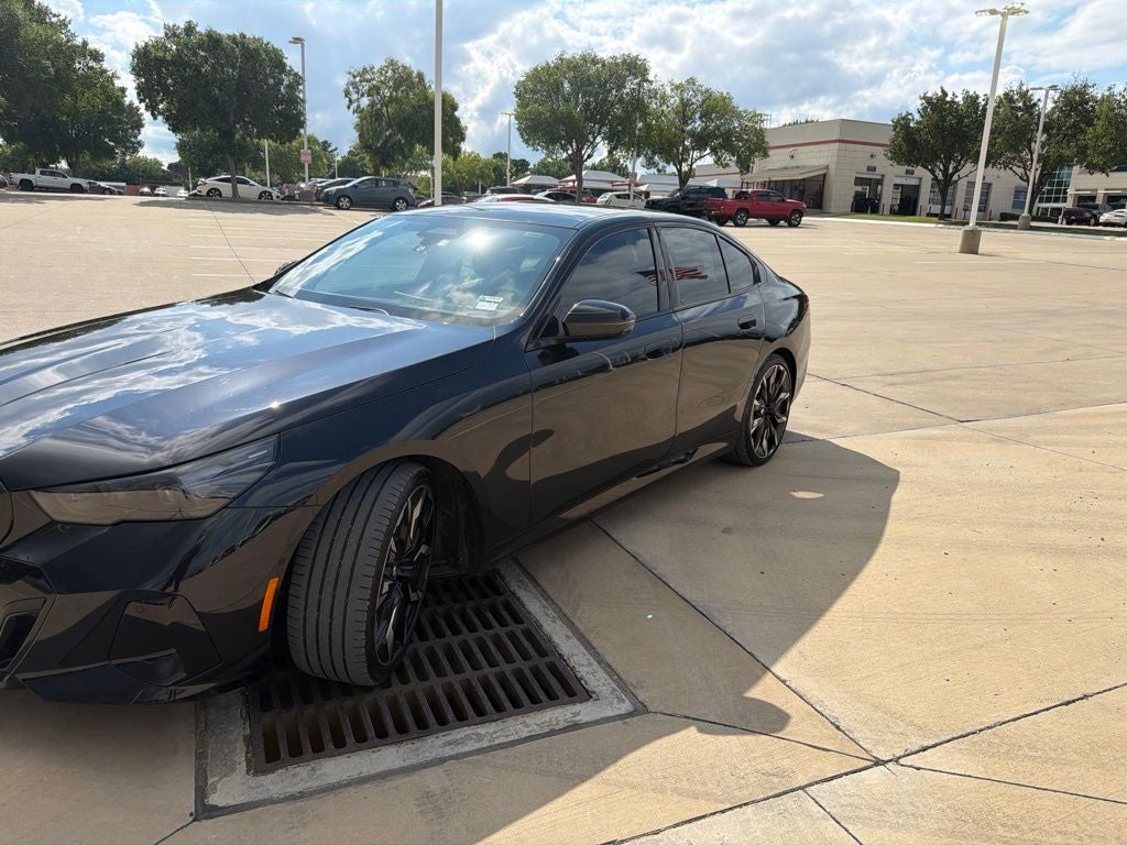 2024 BMW 5 Series 530i