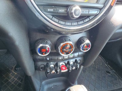 2016 MINI Cooper Base
