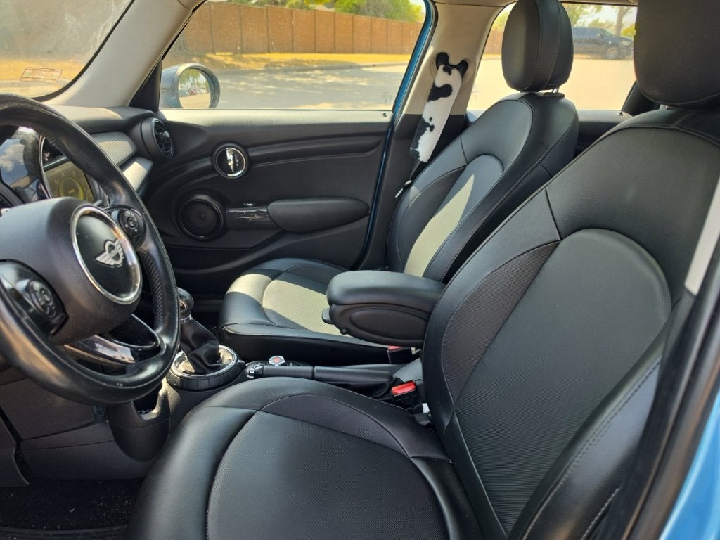 2016 MINI Cooper Base