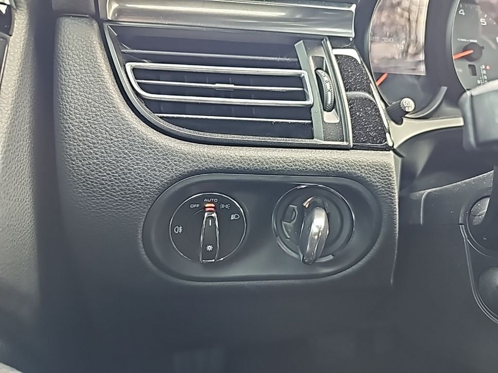 2020 Porsche Macan S