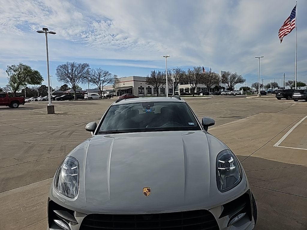 2020 Porsche Macan S