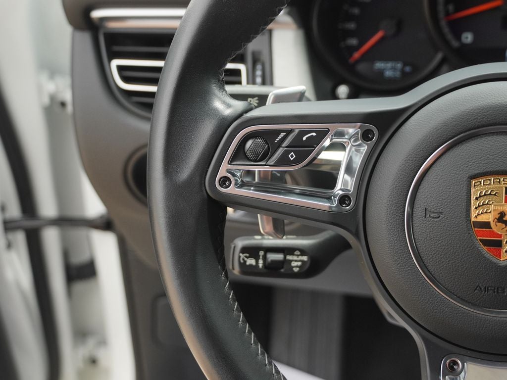 2021 Porsche Macan Turbo