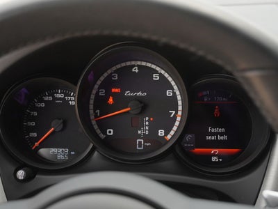 2021 Porsche Macan Turbo