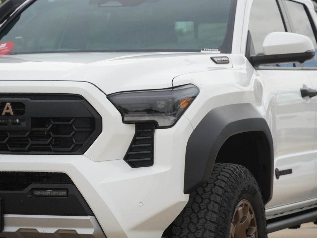 2026 Toyota Tacoma i-FORCE MAX Tacoma Trailhunter