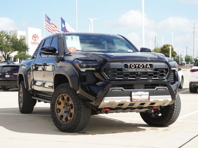2026 Toyota Tacoma i-FORCE MAX Tacoma Trailhunter