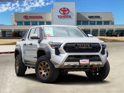 2026 Toyota Tacoma i-FORCE MAX Tacoma Trailhunter