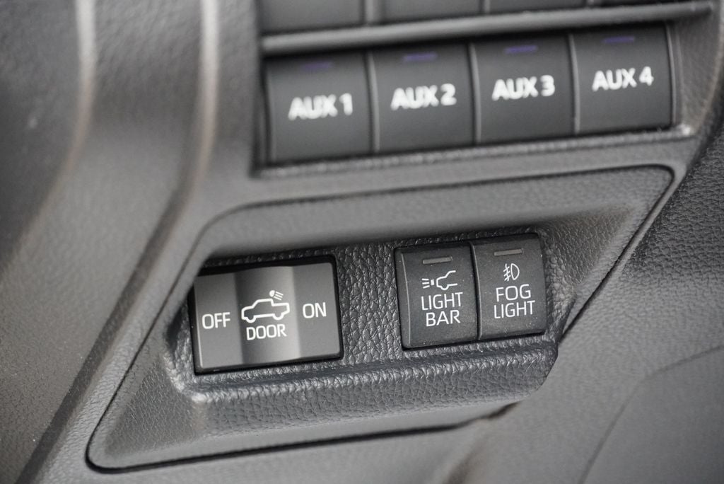 2026 Toyota Tacoma i-FORCE MAX Tacoma Trailhunter