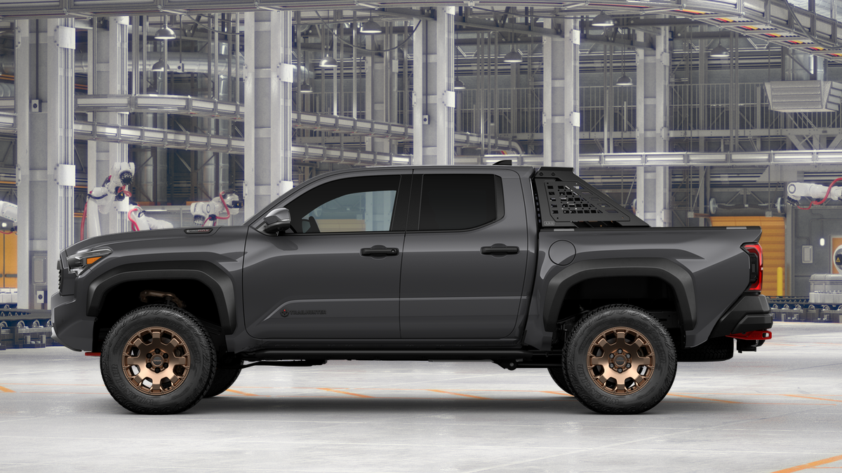 2026 Toyota Tacoma i-FORCE MAX Tacoma Trailhunter