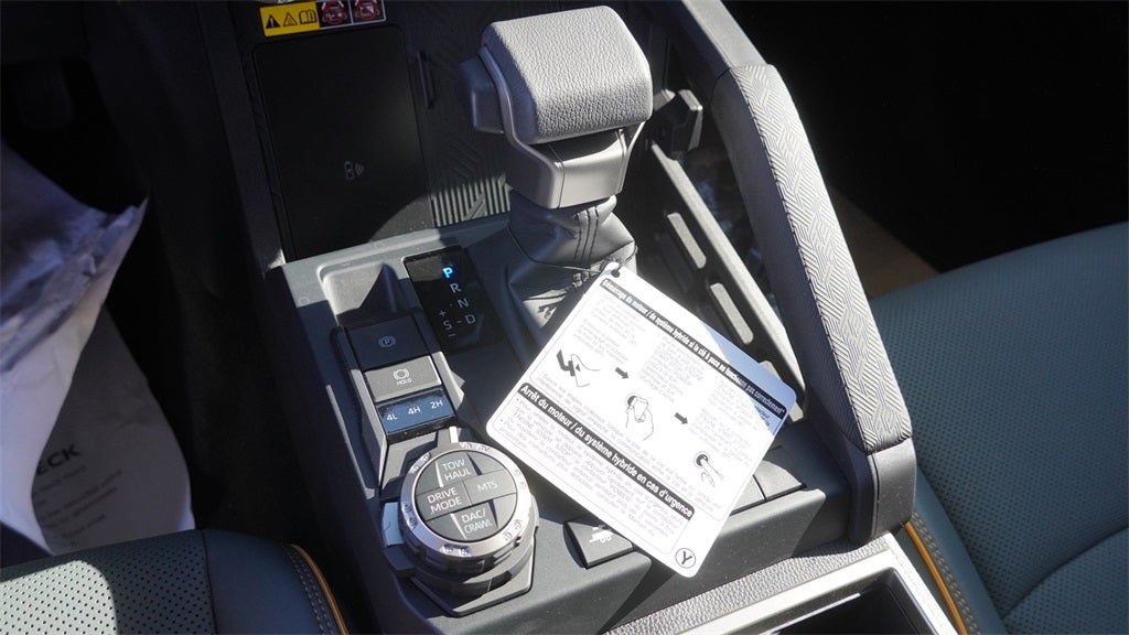 2026 Toyota Tacoma i-FORCE MAX Tacoma Trailhunter