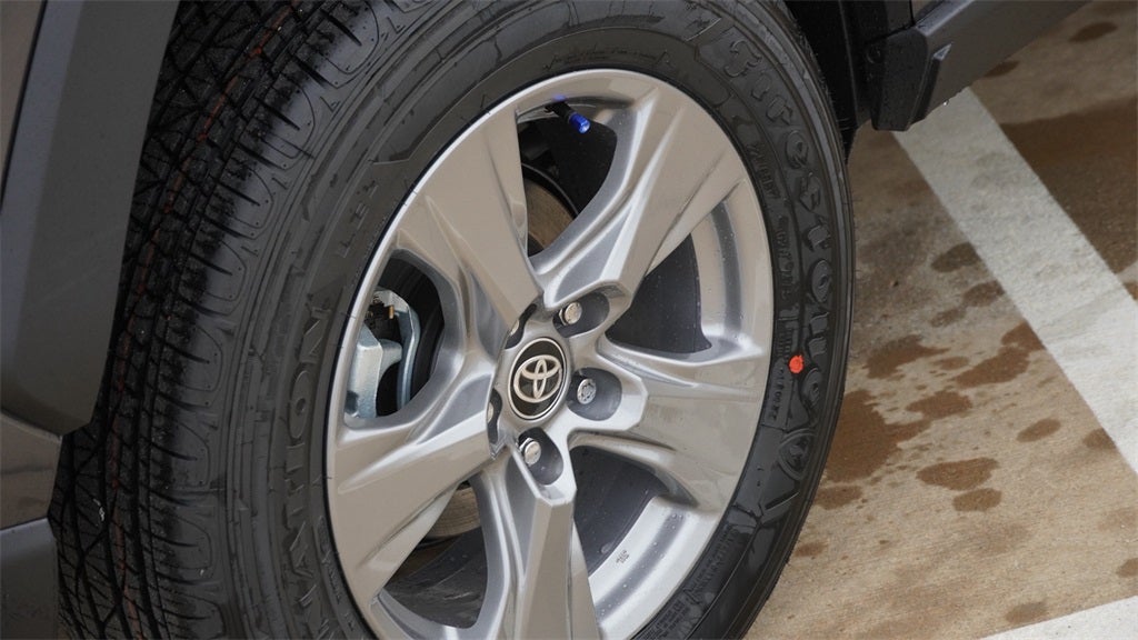 2025 Toyota RAV4 Hybrid LE