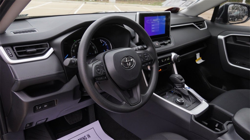 2025 Toyota RAV4 Hybrid LE