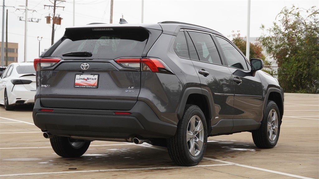 2025 Toyota RAV4 Hybrid LE