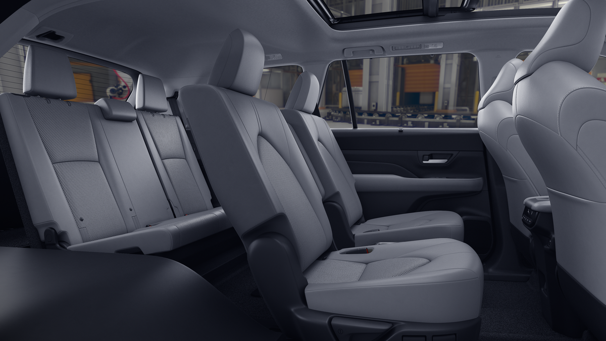2026 Toyota Grand Highlander Hybrid XLE