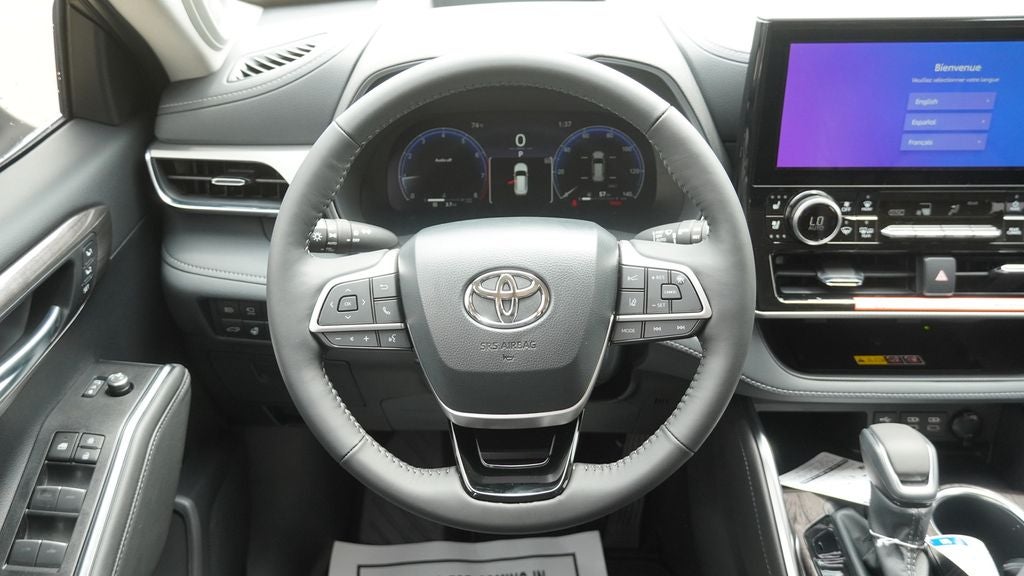 2026 Toyota Highlander Platinum