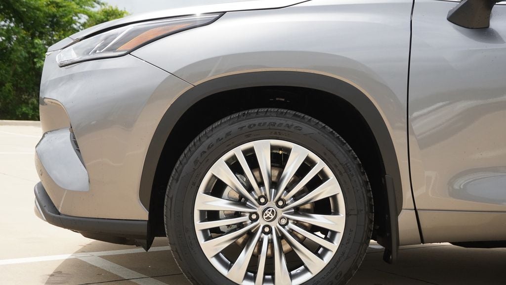 2026 Toyota Highlander Platinum