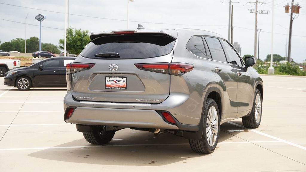 2026 Toyota Highlander Platinum