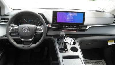 2026 Toyota Sienna XLE