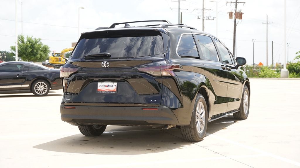 2026 Toyota Sienna XLE