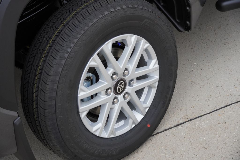 2025 Toyota Tundra SR5