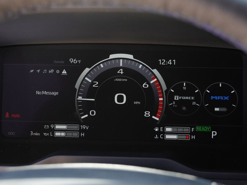 2026 Toyota Tundra i-FORCE MAX Tundra Platinum