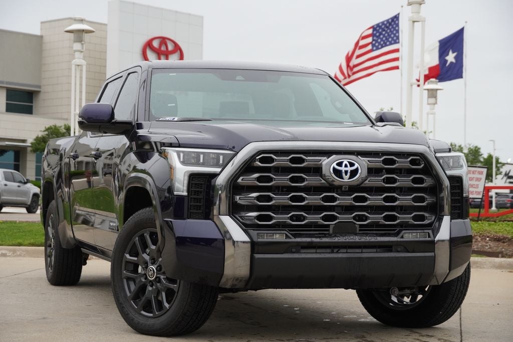 2024 Toyota Tundra i-FORCE MAX Tundra Platinum