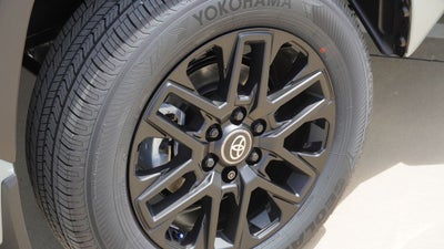 2026 Toyota Tundra i-FORCE MAX Tundra Limited