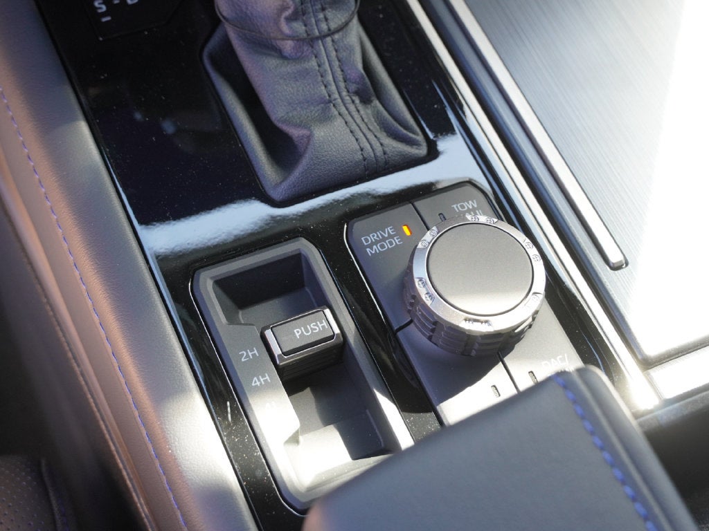 2026 Toyota Tundra i-FORCE MAX Tundra Platinum