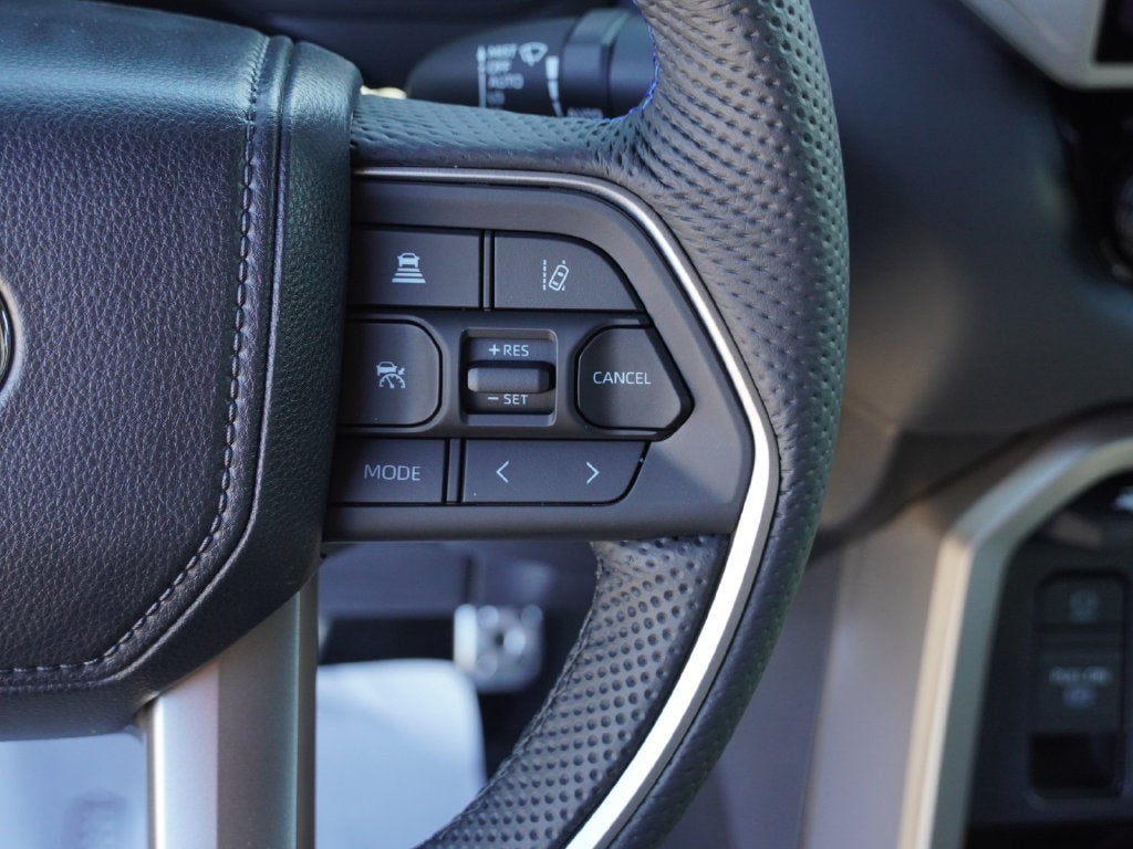 2026 Toyota Tundra i-FORCE MAX Tundra Platinum