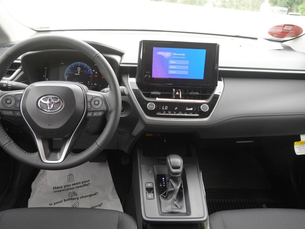 2026 Toyota Corolla Cross LE