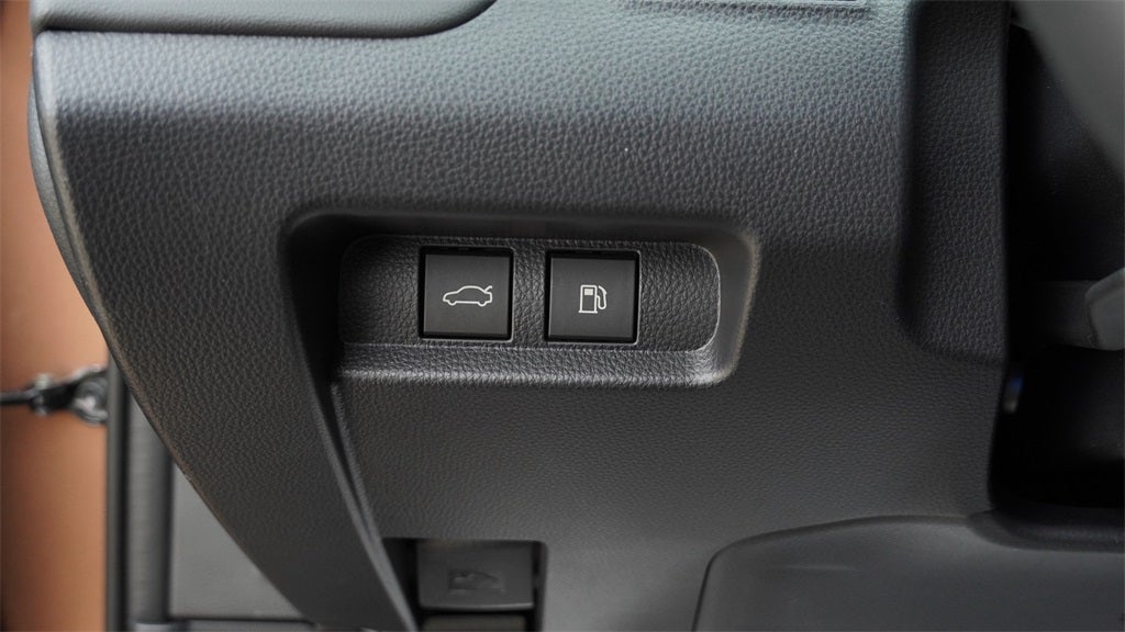 2026 Toyota Toyota Crown XLE