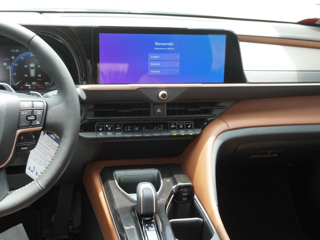 2026 Toyota Toyota Crown Signia Limited