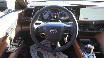 2025 Toyota Toyota Crown Signia Limited