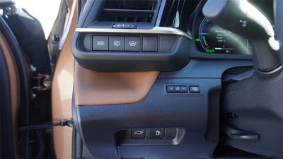 2025 Toyota Toyota Crown Signia Limited