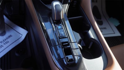 2025 Toyota Toyota Crown Signia Limited