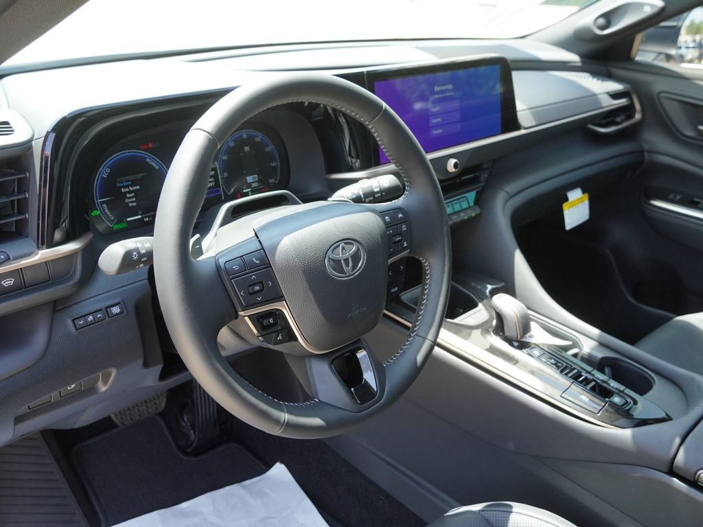 2026 Toyota Toyota Crown Signia Limited