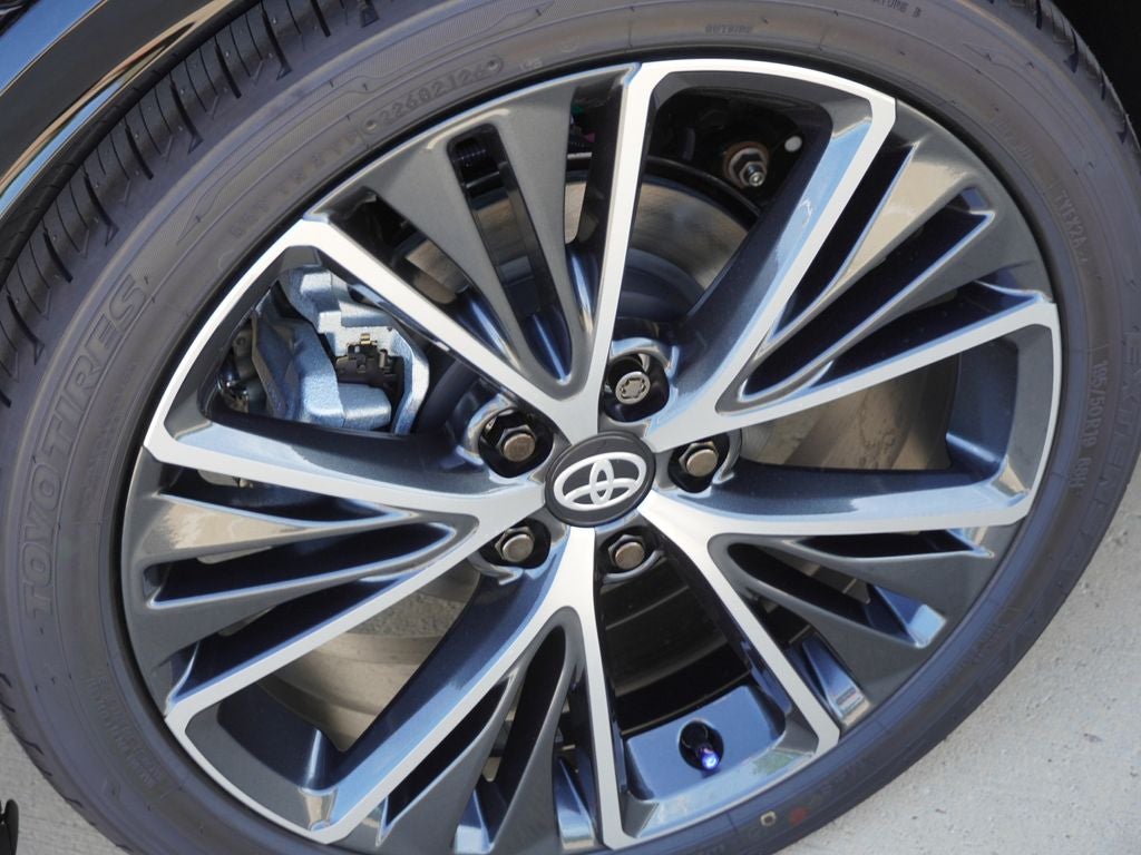 2027 Toyota Prius XLE