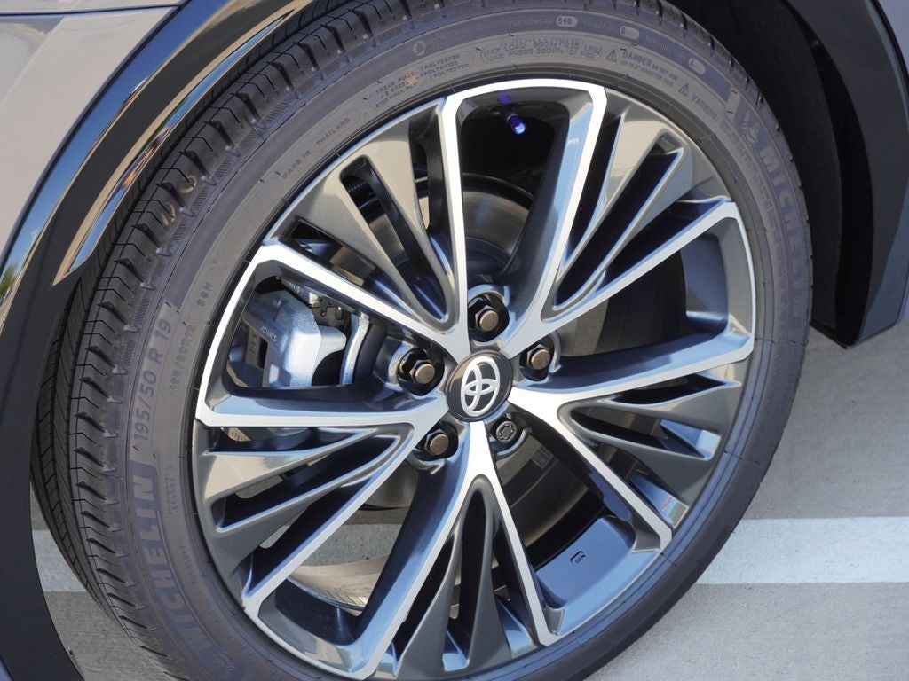 2027 Toyota Prius XLE