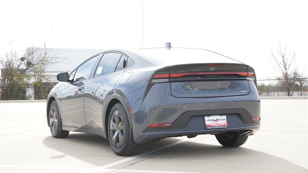 2025 Toyota Prius LE