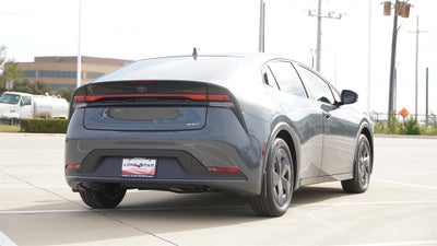 2025 Toyota Prius LE