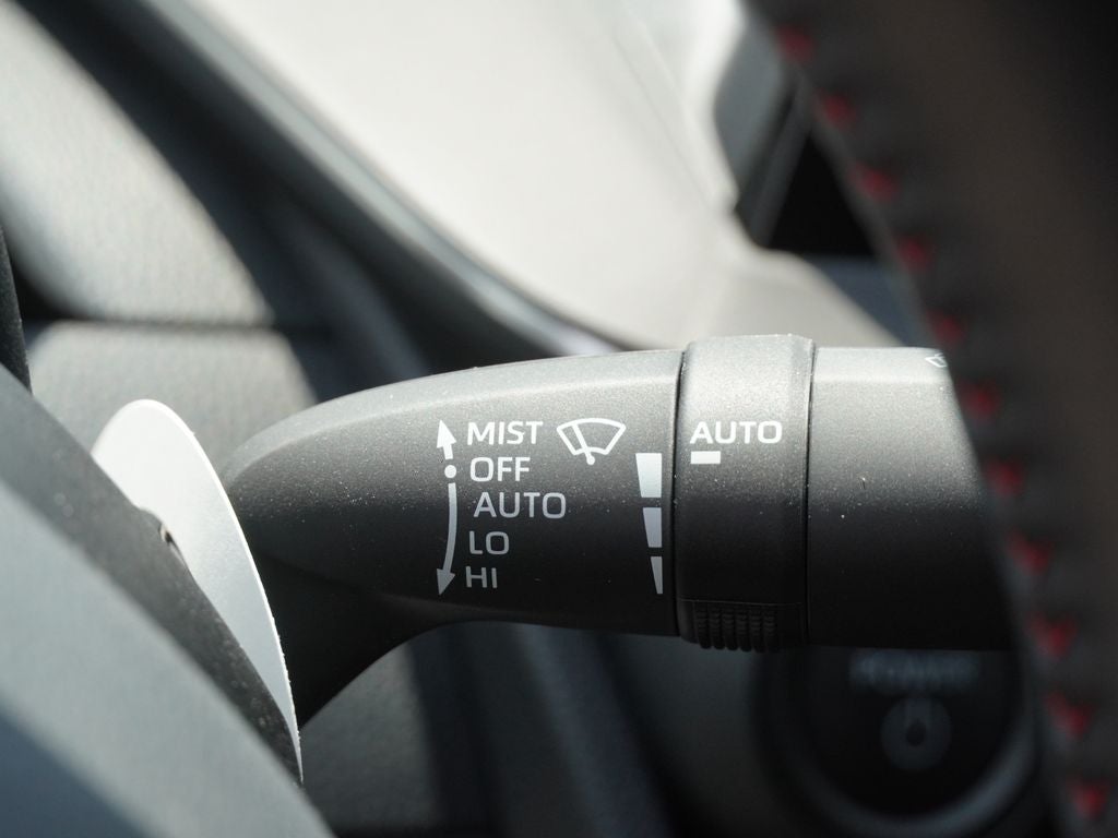 2025 Toyota Prius Plug-in Hybrid XSE