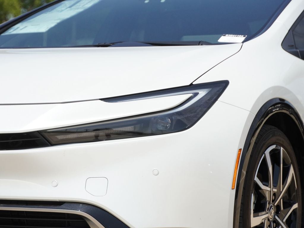 2025 Toyota Prius Plug-in Hybrid XSE