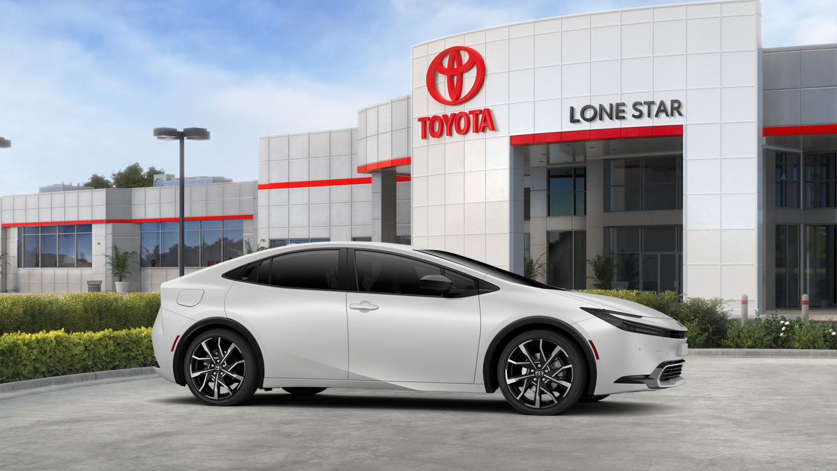2025 Toyota Prius Plug-in Hybrid XSE