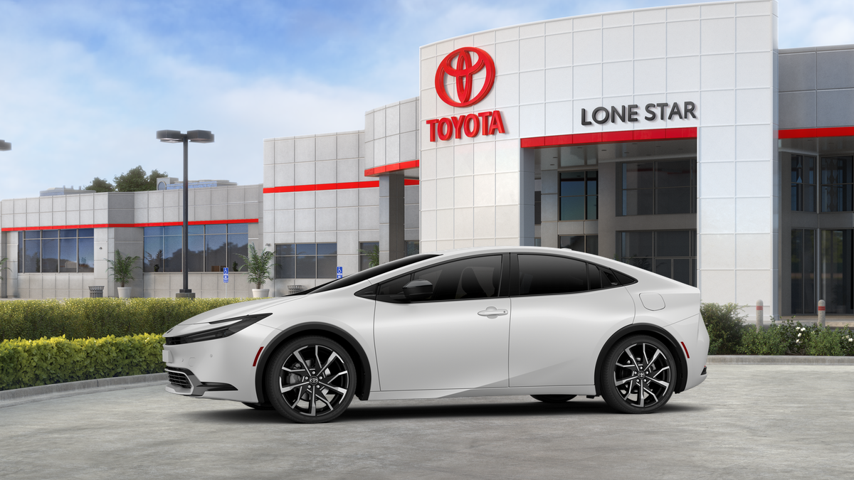 2025 Toyota Prius Plug-in Hybrid XSE