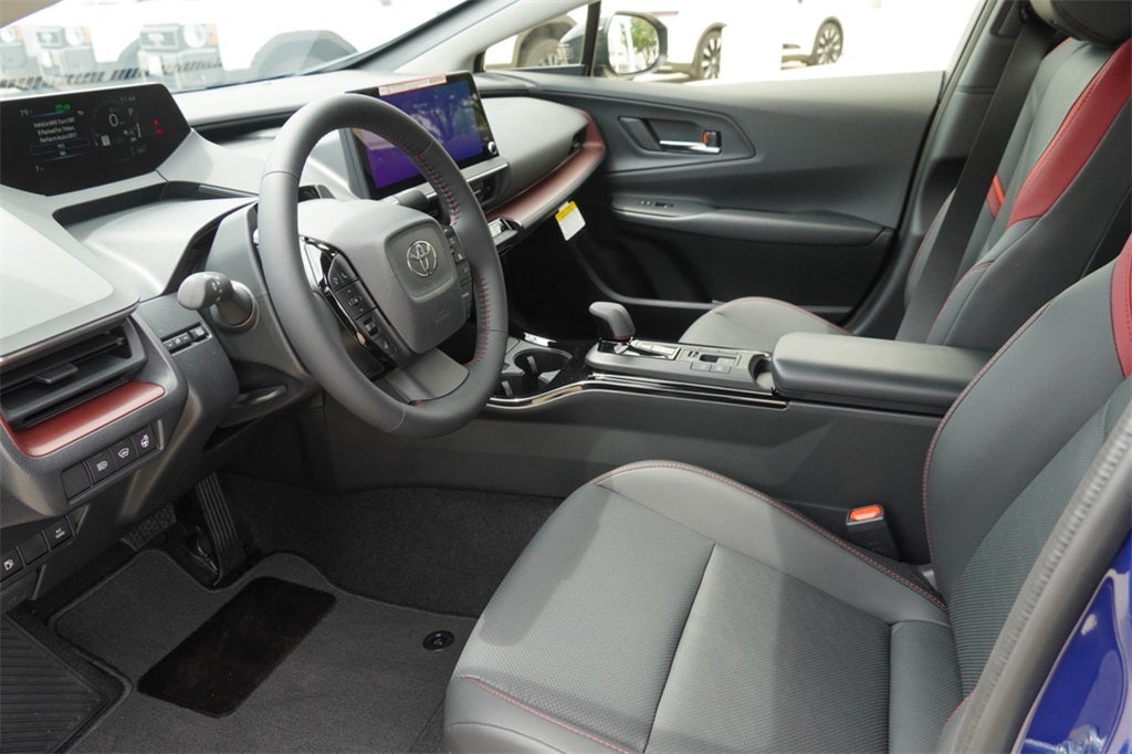 2025 Toyota Prius Plug-in Hybrid XSE