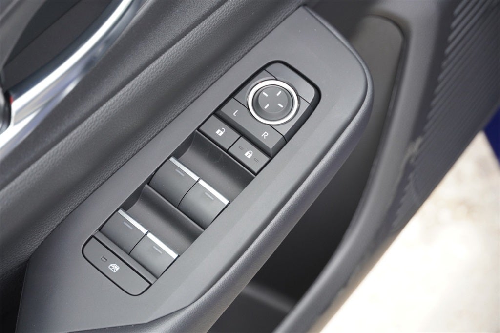 2025 Toyota Prius Plug-in Hybrid XSE