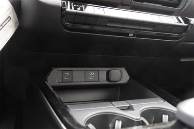 2025 Toyota Prius Plug-in Hybrid XSE