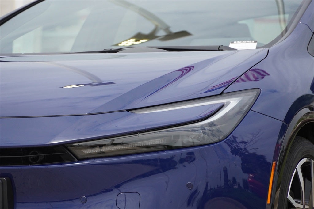 2025 Toyota Prius Plug-in Hybrid XSE