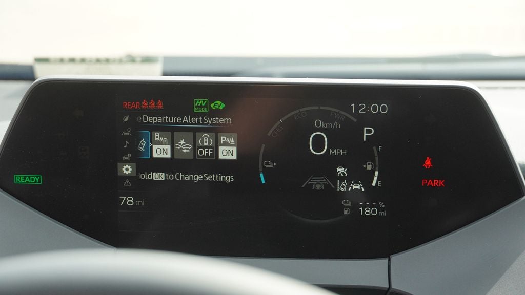 2026 Toyota Prius Plug-in Hybrid SE