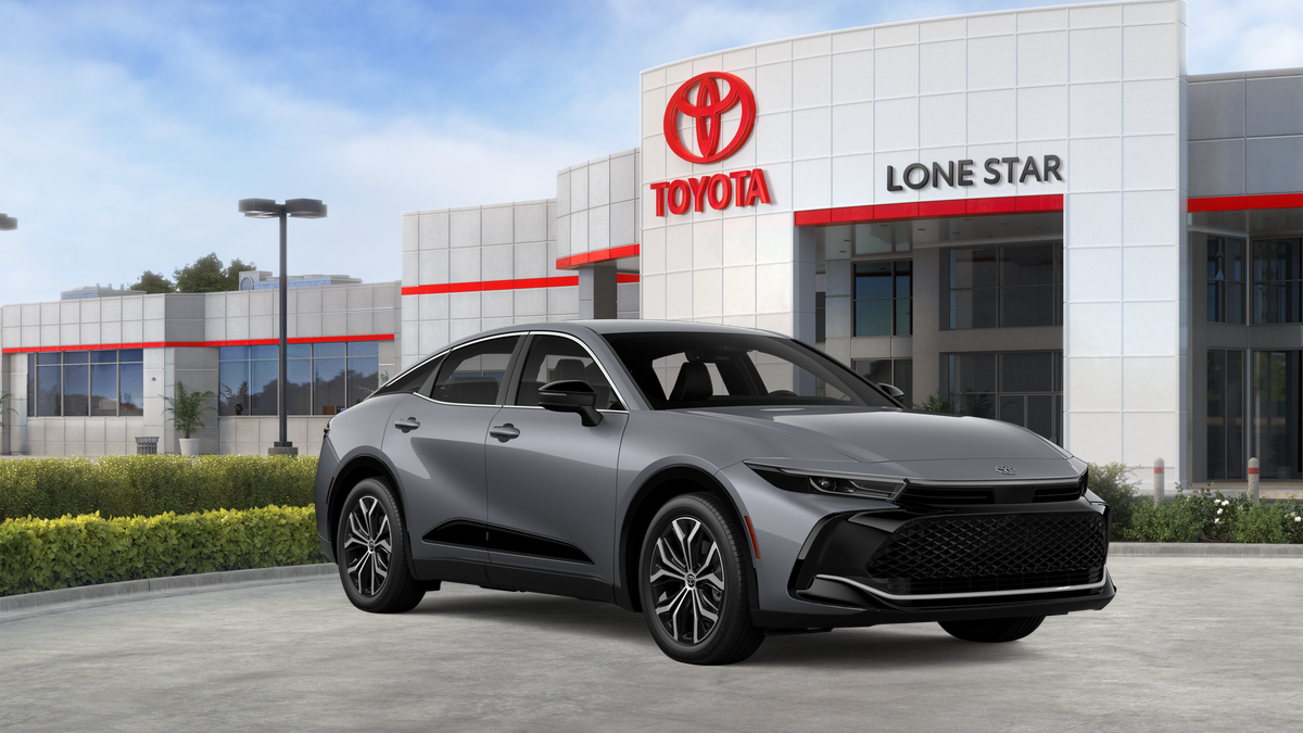 2027 Toyota Toyota Crown XLE