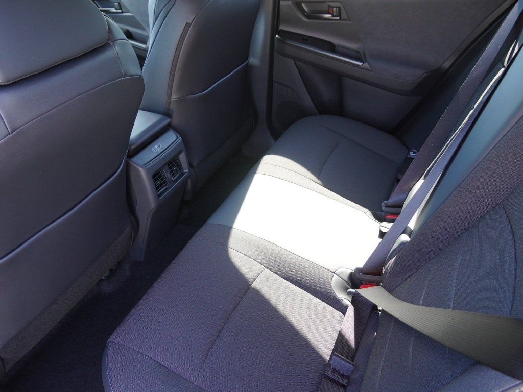 2027 Toyota C-HR SE